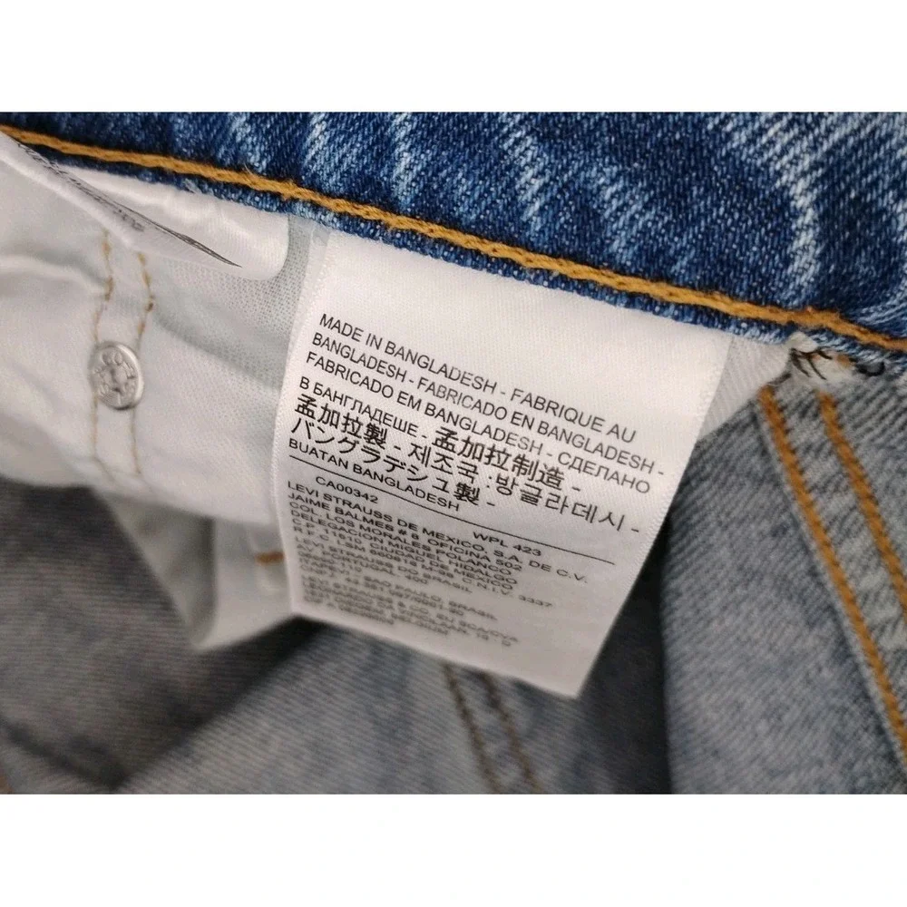 Levis 502 Jeans Regular Taper Blue 30x32 Distressed Grunge
